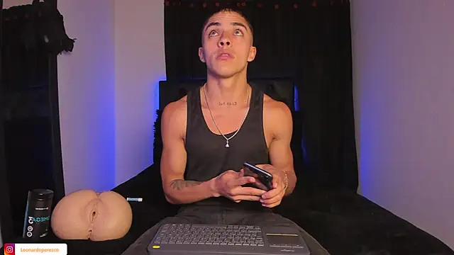 James1lee  online show from 03-08-25, 03:39