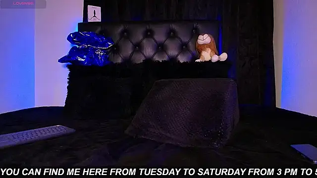 James1lee  online show from 07-10-26, 09:20