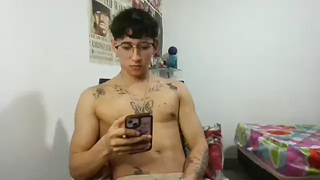 Dillom420 online show from 01-21-25, 04:43