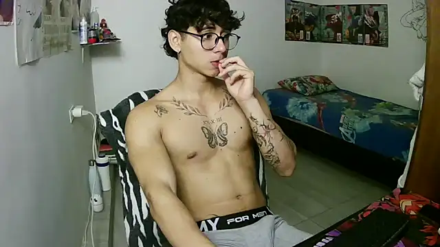 Dillom420 online show from 12-23-25, 05:51