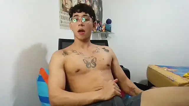 Dillom420 online show from 01-30-25, 07:39