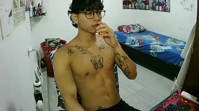 Dillom420 online show from 12-15-25, 09:31