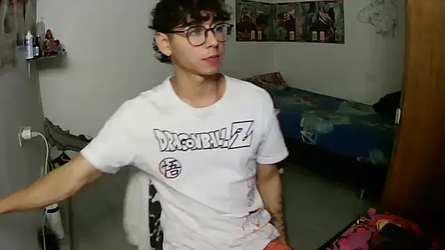 Dillom420 online show from 12-19-25, 05:10