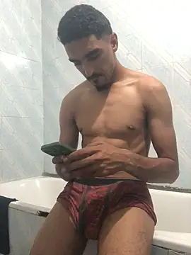 Snapshot of Xxxhalcon chatting on 06-10-26, 01:29 Xxxhalcon online show from 06-10-26, 01:29