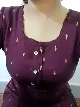 Snapshot of Arohi_is_Live chatting on 03-04-25, 06:04 Arohi is Live online show from 03-04-25, 06:04