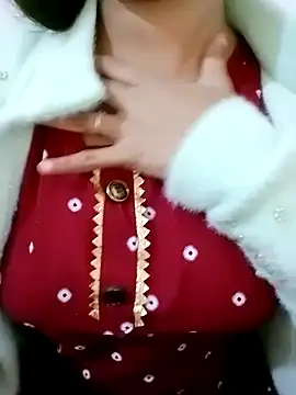 Snapshot of Arohi_is_Live chatting on 01-23-25, 06:49 Arohi is Live online show from 01-23-25, 06:49