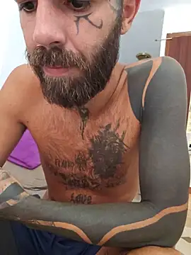 Snapshot of charlye_inkkkk chatting on 06-10-26, 12:28 charlye inkkkk online show from 06-10-26, 12:28