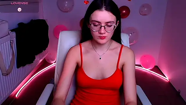 Snapshot of Josephine_jo chatting on 02-15-25, 08:00 Josephine jo online show from 02-15-25, 08:00