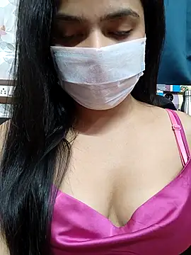 Snapshot of Myloveurvi chatting on 07-22-26, 05:37 Myloveurvi online show from 07-22-26, 05:37