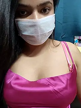Snapshot of Myloveurvi chatting on 07-20-26, 04:42 Myloveurvi online show from 07-20-26, 04:42