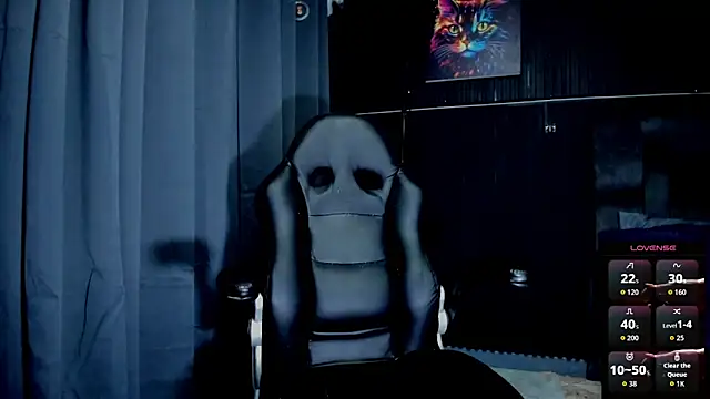 Snapshot of ZhoeStrong chatting on 11-18-25, 07:28 ZhoeStrong online show from 11-18-25, 07:28