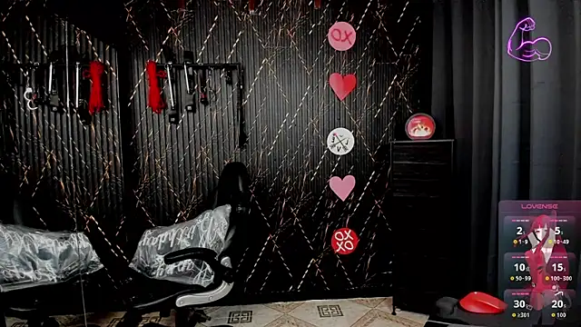 Snapshot of ZhoeStrong chatting on 02-14-26, 07:47 ZhoeStrong online show from 02-14-26, 07:47