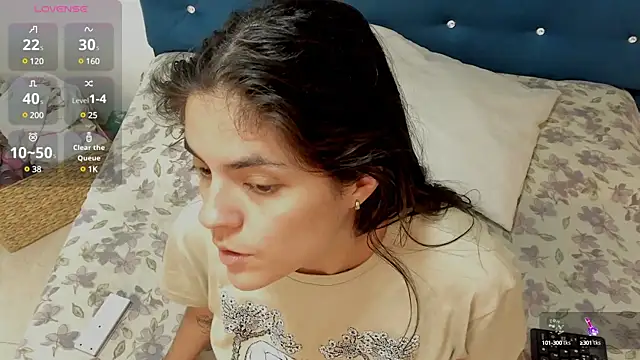 Snapshot of sofiaclauss chatting on 02-11-25, 04:55 sofiaclauss online show from 02-11-25, 04:55