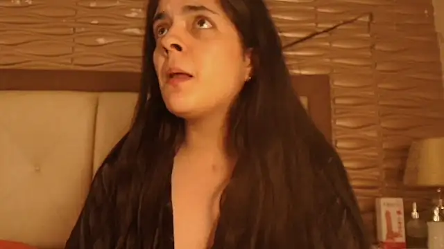 sofiaclauss online show from 10-29-25, 09:14