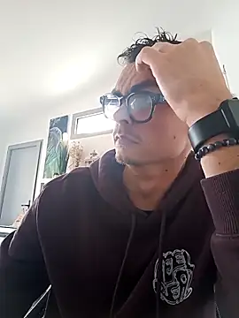 GLouglou19 online show from 03-02-26, 02:02