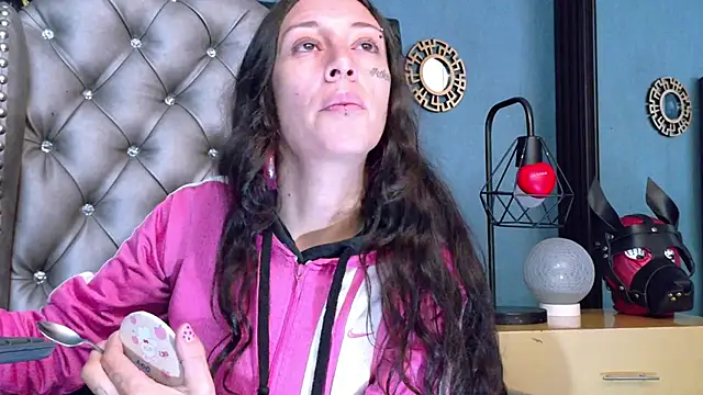 LusstCruella online show from 04-13-26, 11:58