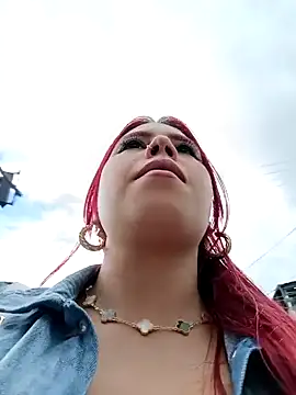 aurora sky11 online show from 09-15-25, 09:15