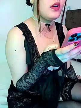 im here- online show from 10-30-25, 04:04