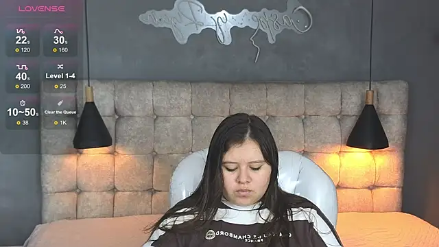 Laia and Aloby online show from 11-27-25, 10:10