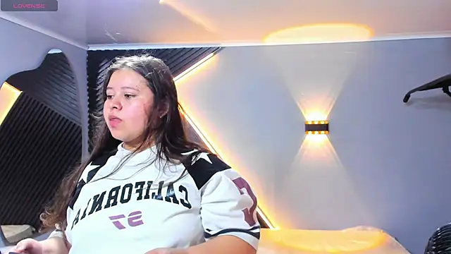 Laia and Aloby online show from 03-13-26, 10:04