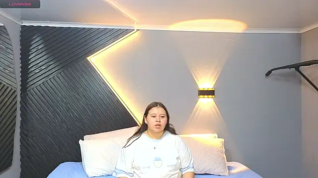 Laia and Aloby online show from 02-21-26, 10:12