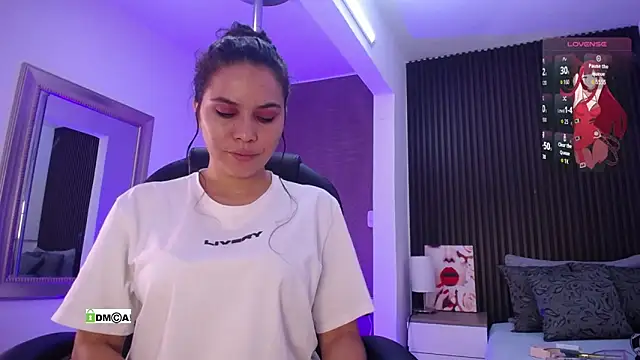 natasha  jackson online show from 09-09-25, 12:36