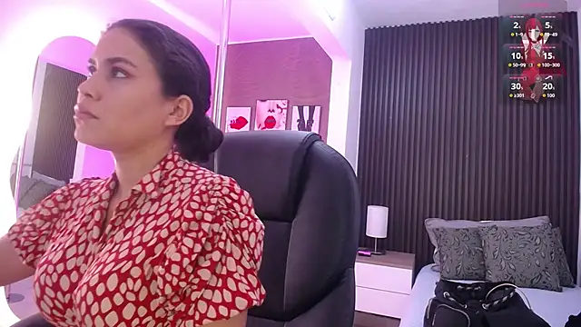 natasha  jackson online show from 10-23-25, 12:37