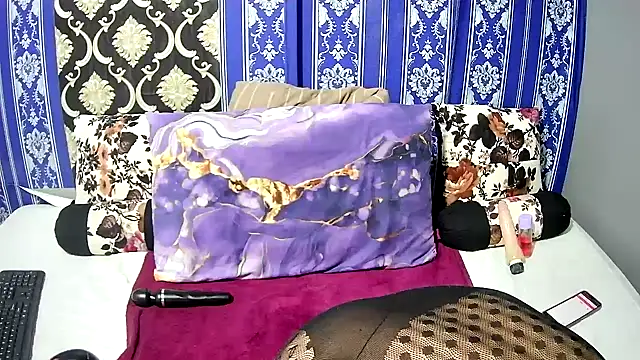JennyFawX  online show from 09-23-25, 06:15