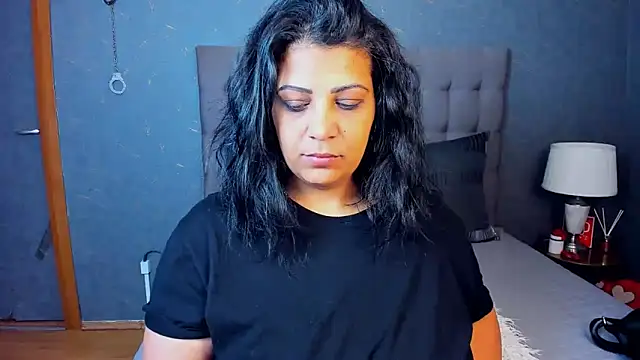 AmyCubes online show from 10-25-25, 03:28