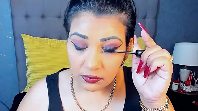 AmyCubes online show from 11-25-25, 06:25