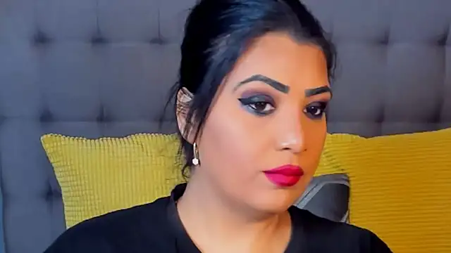 AmyCubes online show from 12-18-25, 06:51