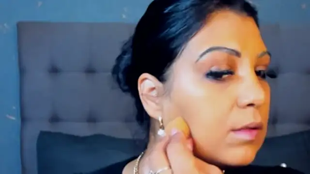 AmyCubes online show from 11-12-25, 03:54