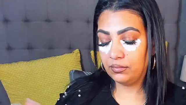 AmyCubes online show from 02-04-26, 04:07