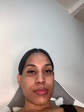 Emiily Miller online show from 12-23-24, 07:52