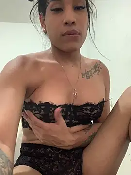 Emiily Miller online show from 12-18-24, 08:25