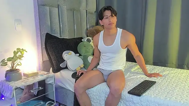 All3ssandr0 online show from 02-17-26, 01:08