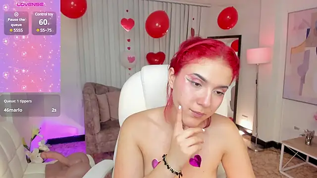 Snapshot of kendaall_jenner_ chatting on 02-14-25, 08:42 kendaall jenner online show from 02-14-25, 08:42