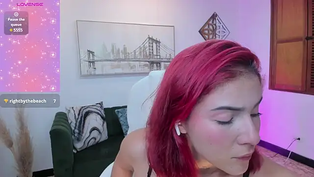 Snapshot of kendaall_jenner_ chatting on 03-15-25, 07:20 kendaall jenner online show from 03-15-25, 07:20