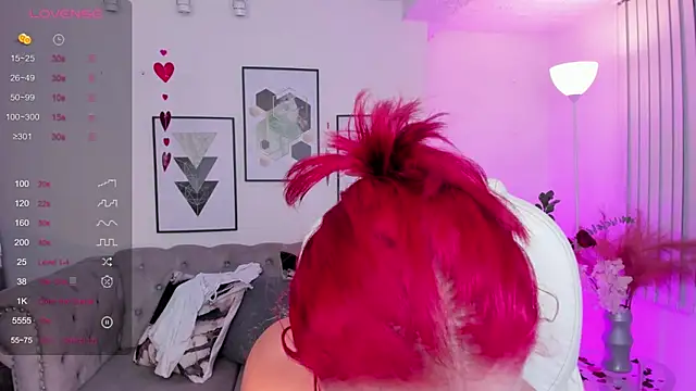 Snapshot of kendaall_jenner_ chatting on 02-15-25, 07:49 kendaall jenner online show from 02-15-25, 07:49