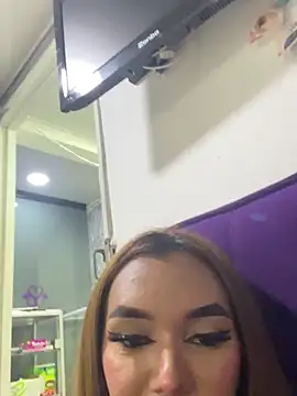 Snapshot of Nikol_Rang__ chatting on 03-14-25, 07:04 Nikol Rang online show from 03-14-25, 07:04