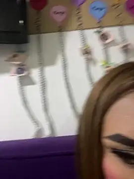 Snapshot of Nikol_Rang__ chatting on 03-01-25, 07:08 Nikol Rang online show from 03-01-25, 07:08
