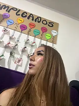 Snapshot of Nikol_Rang__ chatting on 02-27-25, 07:08 Nikol Rang online show from 02-27-25, 07:08