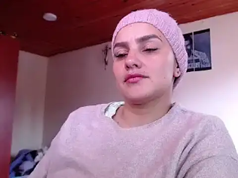 Lu perez online show from 03-06-25, 04:28