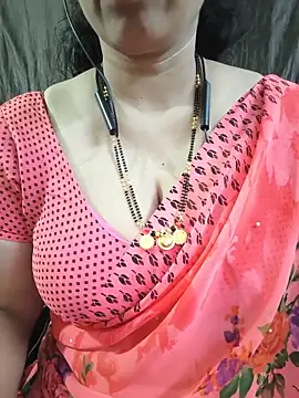 Snapshot of bhuvana555 chatting on 06-06-26, 05:51 bhuvana555 online show from 06-06-26, 05:51