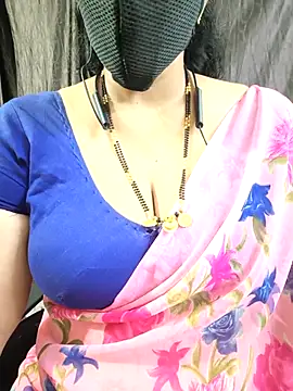 Snapshot of bhuvana555 chatting on 04-01-26, 04:59 bhuvana555 online show from 04-01-26, 04:59