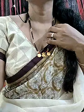 bhuvana555 online show from 09-11-25, 04:45