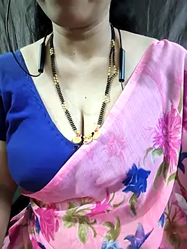 Snapshot of bhuvana555 chatting on 04-16-26, 04:46 bhuvana555 online show from 04-16-26, 04:46