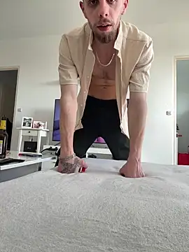 18cmpacoo online show from 04-15-26, 03:38