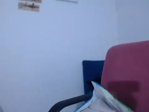 Snapshot of katty_ebonny chatting on 09-28-25, 04:08 katty ebonny online show from 09-28-25, 04:08