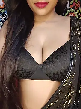 Sreya213 online show from 05-27-26, 04:47